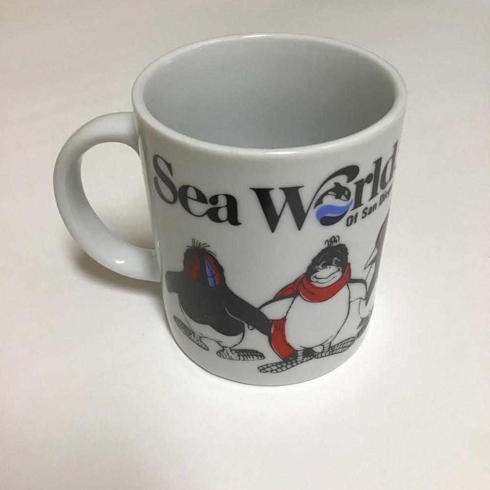 Sea World of San Diego Coffee Mug Penguins in Scarves Tea Cup Orca Logo Vintage